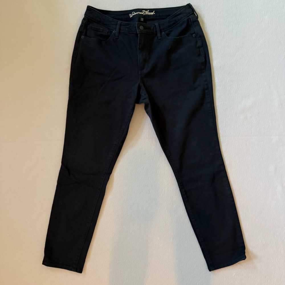 Universal Thread Dark Wash Jeans